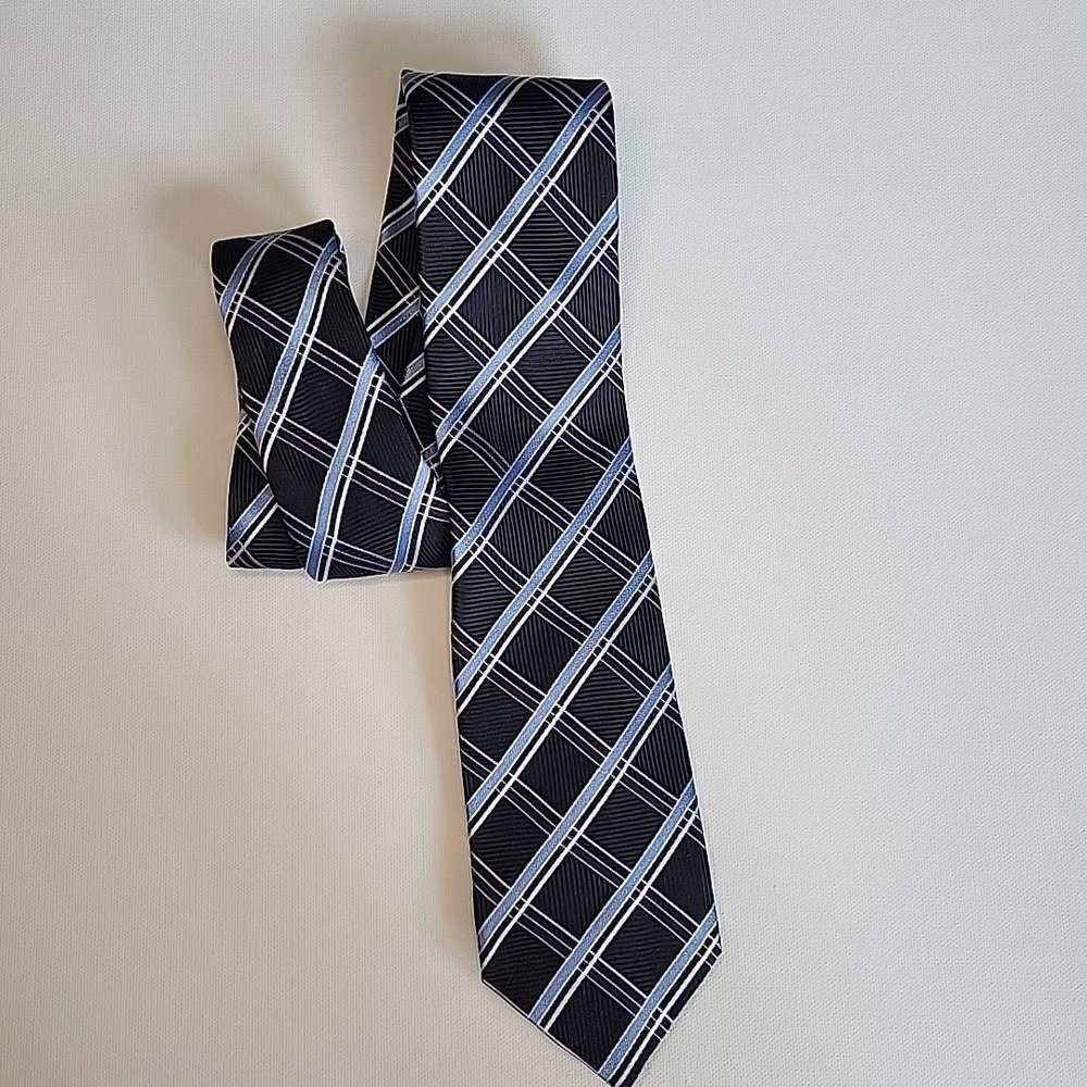 SERICA Neck Tie 100% Silk Italy Striped Black Purple Blue Silver/White